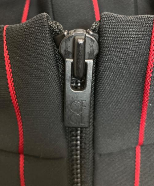 CFCL（シーエフシーエル）CFCL (シーエフシーエル) ACCORDION STAND-UP COLLAR BLOUSON ブラック×レッド サイズ:5の古着・服飾アイテム