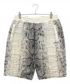 CarHarttカーハート）の古着「SNAKE AOP SWEAT SHORT」｜ホワイト×ブラック