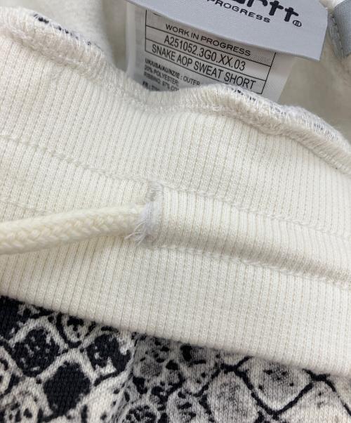CarHartt（カーハート）CarHartt (カーハート) SNAKE AOP SWEAT SHORT ホワイト×ブラック サイズ:Lの古着・服飾アイテム