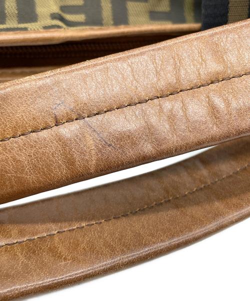 FENDI（フェンディ）FENDI (フェンディ) FENDI　ズッカ　ボストンバッグ ブラウンの古着・服飾アイテム