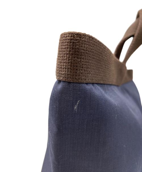 Herve Chapelier（エルベシャプリエ）Herve Chapelier (エルベシャプリエ) コーデュラスクエアトートB5サイズ ネイビー×モカの古着・服飾アイテム