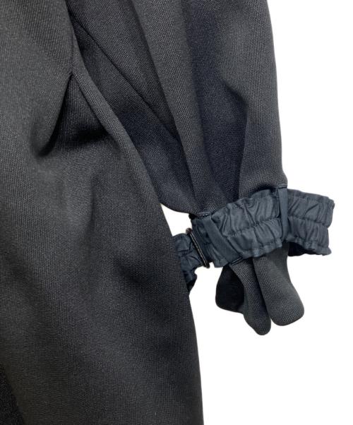 malamute（マラミュート）malamute (マラミュート) pleated trench coat ブラック サイズ:Mの古着・服飾アイテム