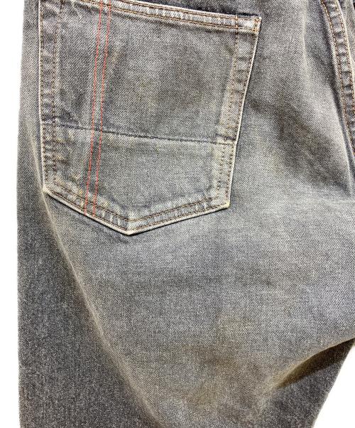 anachronorm（アナクロノーム）anachronorm (アナクロノーム) STRAIGHT 5P PANTS SULFUR DYE グレー サイズ:00/30の古着・服飾アイテム