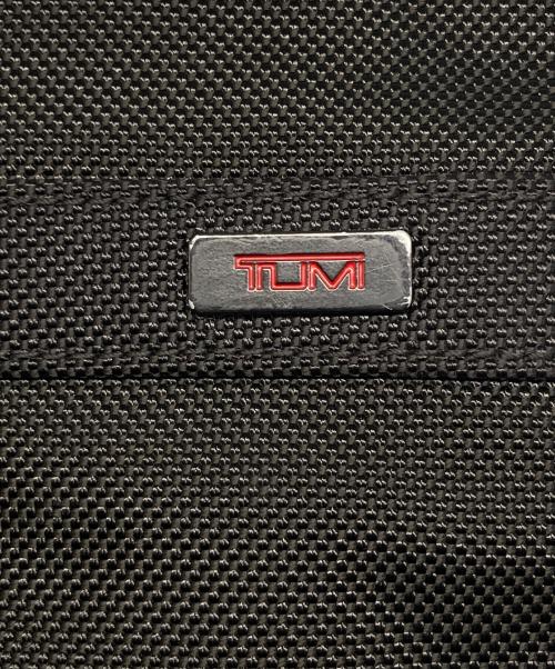 TUMI（トゥミ）TUMI (トゥミ) Alpha Ballistic Travel Flap Zip Crossbody アルファ・バリスティック・トラベル・フラップ・ジップ・クロスボディ ブラック サイズ:サイズ詳細参照の古着・服飾アイテム
