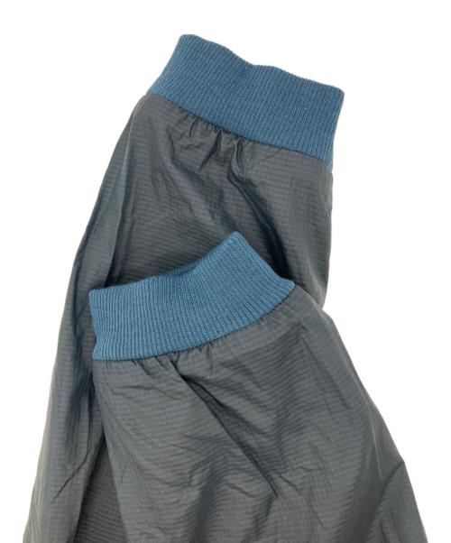 Patagonia（パタゴニア）Patagonia (パタゴニア) リバーシブル シェルド マイクロディニ ジャケット ネイビー×レッド サイズ:Ｓの古着・服飾アイテム