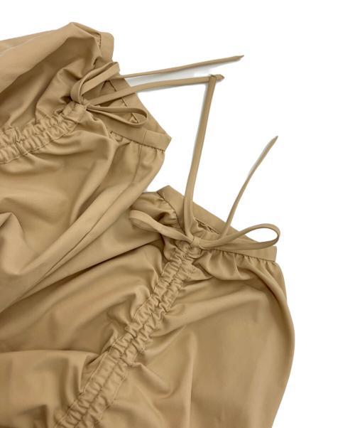 3.1 phillip lim（スリーワンフィリップリム）3.1 phillip lim (スリーワンフィリップリム) Puffed Sleeve Flare Dress W Shirr ベージュの古着・服飾アイテム