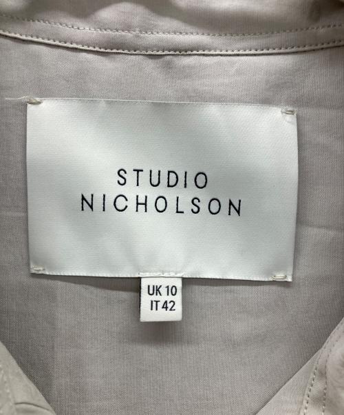 STUDIO NICHOLSON（スタジオ ニコルソン）STUDIO NICHOLSON (スタジオ ニコルソン) Leto レーヨンポリエステルシャツ ベージュ サイズ:10の古着・服飾アイテム