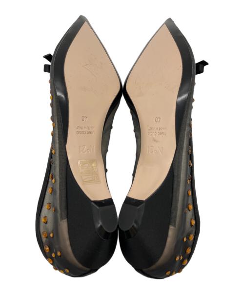 N°21（ヌメロヴェントゥーノ）N°21 (ヌメロヴェントゥーノ) ポインテッドトゥパンプス ブラック サイズ:40の古着・服飾アイテム