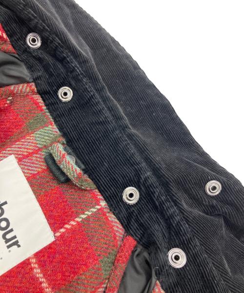 Barbour（バブアー）Barbour (バブアー) WHITE MOUNTAINEERING (ホワイトマウンテ二アニング) ワックスコットンフードジャケット ブラック サイズ:36の古着・服飾アイテム