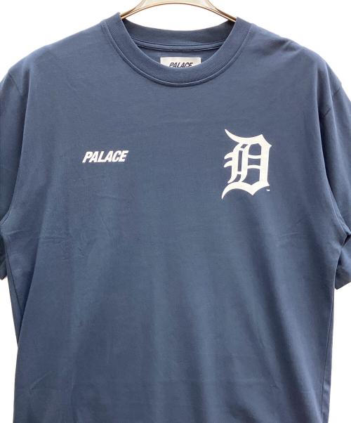 PALACE（パレス）PALACE (パレス) DETROIT TIGERS New Era (ニューエラ) コラボプリントTシャツ ネイビー サイズ:Mの古着・服飾アイテム