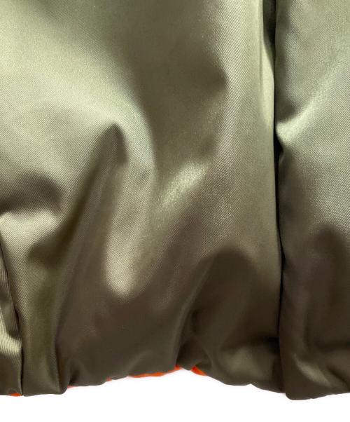 PRADA（プラダ）PRADA (プラダ) RE-NYLON OVERSIZED BOMBER JACKET オリーブ サイズ:Sの古着・服飾アイテム