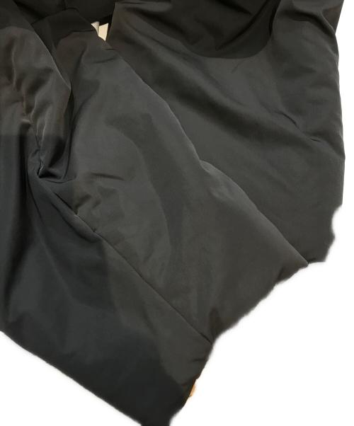 23区（ニジュウサンク）23区 (ニジュウサンク) 中綿ノンステッチロング アウター ブラック サイズ:44の古着・服飾アイテム