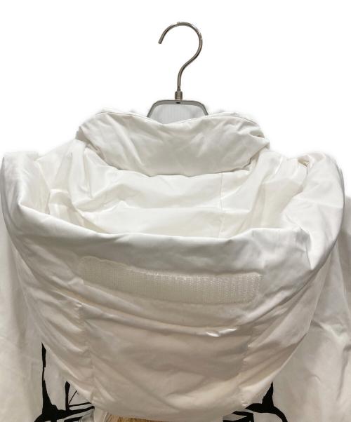 13DE MARZO（トレセ デ マルソ）13DE MARZO (トレセ デ マルソ) NASA Astronaut Teddy Bear Painted Down Jacket ホワイト サイズ:SIZE Lの古着・服飾アイテム