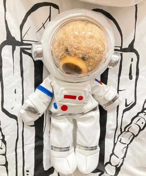 13DE MARZO（トレセ デ マルソ）13DE MARZO (トレセ デ マルソ) NASA Astronaut Teddy Bear Painted Down Jacket ホワイト サイズ:SIZE Lの古着・服飾アイテム