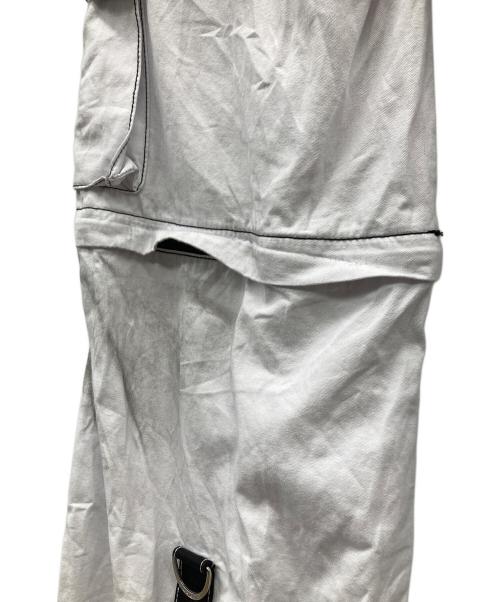 TRIPP NYC（トリップニューヨークシティー）TRIPP NYC (トリップニューヨークシティー) PYRAMID STUD STRAP PANT ホワイト サイズ:XXSの古着・服飾アイテム
