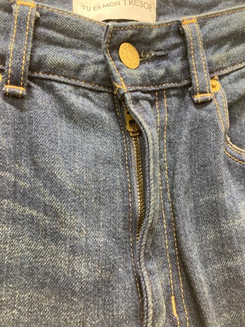Tu es mon TRESOR（トゥ エ モン トレゾア）Tu es mon Tresor (トゥ エ モン トレゾア) デニムパンツ インディゴ サイズ:25の古着・服飾アイテム