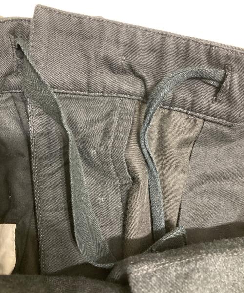 MHL（エムエイチエル）MHL (エムエイチエル) WOOL COTTON DRILL PANTS チャコールグレー サイズ:Sの古着・服飾アイテム