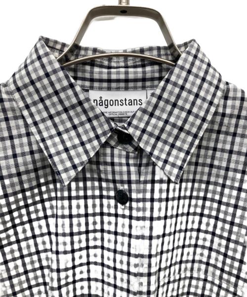 nagonstans（ナゴンスタンス）nagonstans (ナゴンスタンス) タイプライターcheck 立体スリーブシャツ ブラック×ホワイト サイズ:Mの古着・服飾アイテム