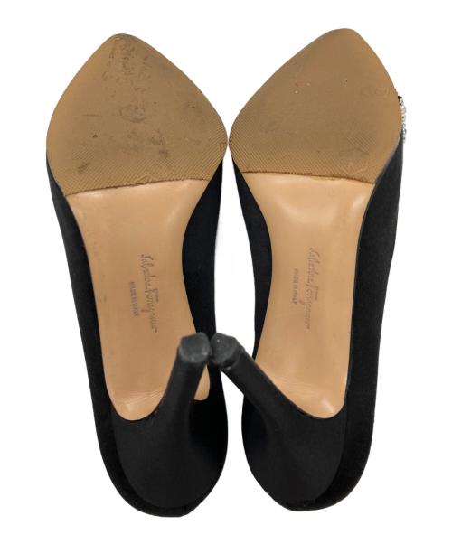 Salvatore Ferragamo（サルヴァトーレ フェラガモ）Salvatore Ferragamo (サルヴァトーレ フェラガモ) ヒールパンプス ブラック サイズ:5　1/2の古着・服飾アイテム