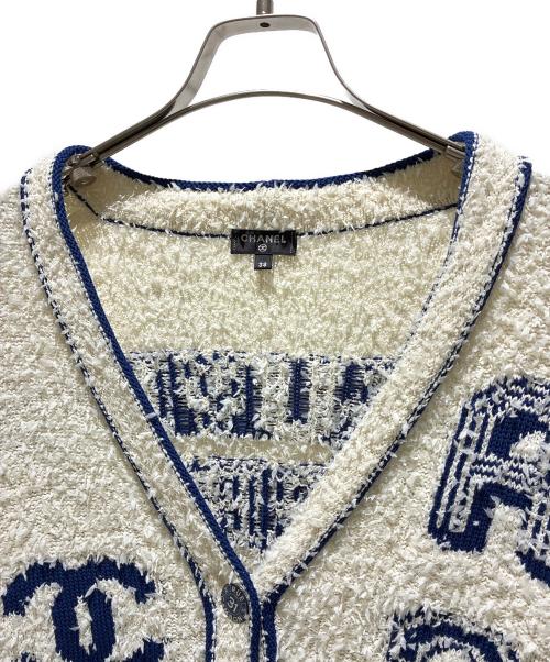 CHANEL（シャネル）CHANEL (シャネル) 31ボタンコットンカーディガン　P61037K46380 ホワイト×ネイビー サイズ:38の古着・服飾アイテム