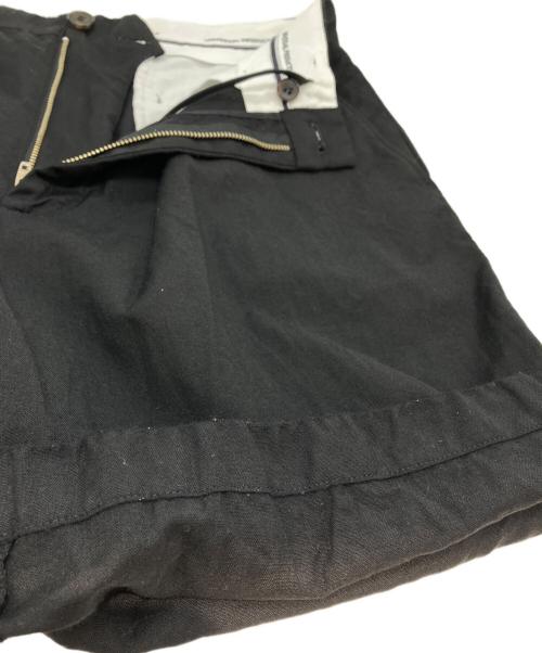 UNIVERSAL PRODUCTS.（ユニバーサルプロダクツ）UNIVERSAL PRODUCTS. (ユニバーサルプロダクツ) 2TUCK SUMMER WOOL EASY SHORTS ブラック サイズ:SIZE 2の古着・服飾アイテム