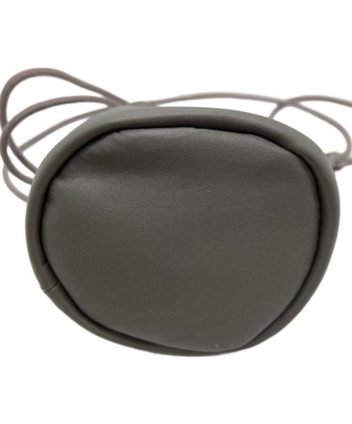 ERA.（エラ）ERA. (エラ) ショルダーポーチ グレーの古着・服飾アイテム