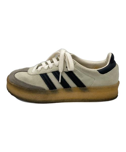 KITH RONNIE FIEG（キスロニーフィグ）KITH Ronnie Fieg (キスロニーフィグ) CLARKS (クラークス) adidas (アディダス) スニーカー アイボリー サイズ:SIZE 22cmの古着・服飾アイテム