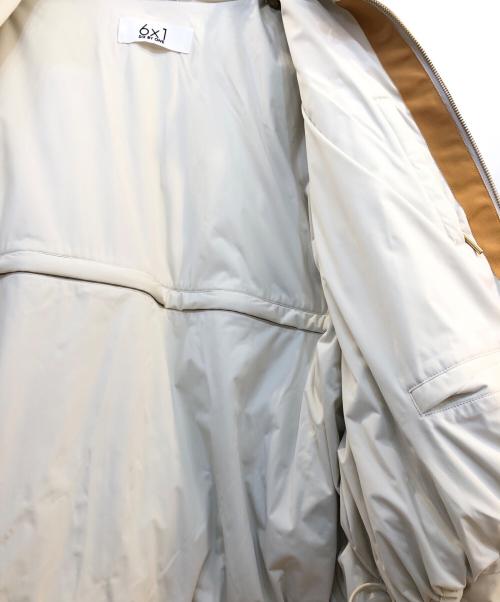 6×1（シックス バイ ワン）6×1 (シックス バイ ワン) HIGH COLLAR DOWN JACKET アイボリー サイズ:1の古着・服飾アイテム