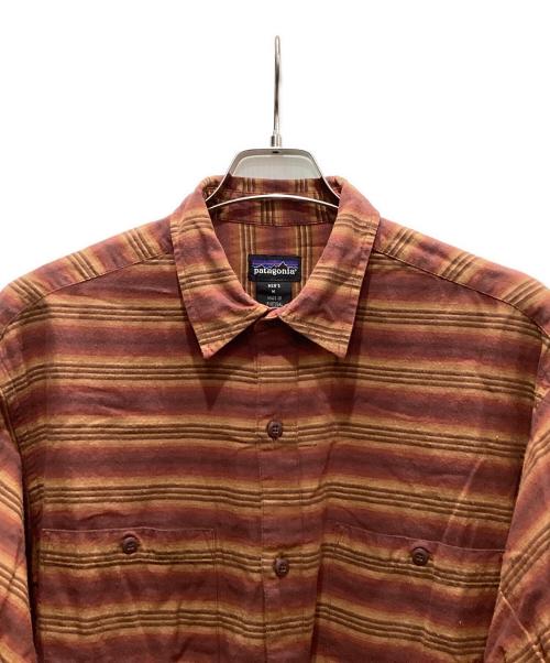 Patagonia（パタゴニア）Patagonia (パタゴニア) コットンマルチボーダーシャツ オレンジ×ブラウン サイズ:SIZE Mの古着・服飾アイテム