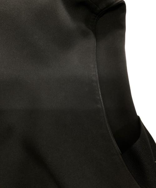 LE PHIL（ル フィル）LE PHIL (ル フィル) マトラッセトリプルクロスジレ ブラック サイズ:FREEの古着・服飾アイテム