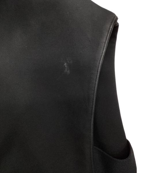 LE PHIL（ル フィル）LE PHIL (ル フィル) マトラッセトリプルクロスジレ ブラック サイズ:FREEの古着・服飾アイテム