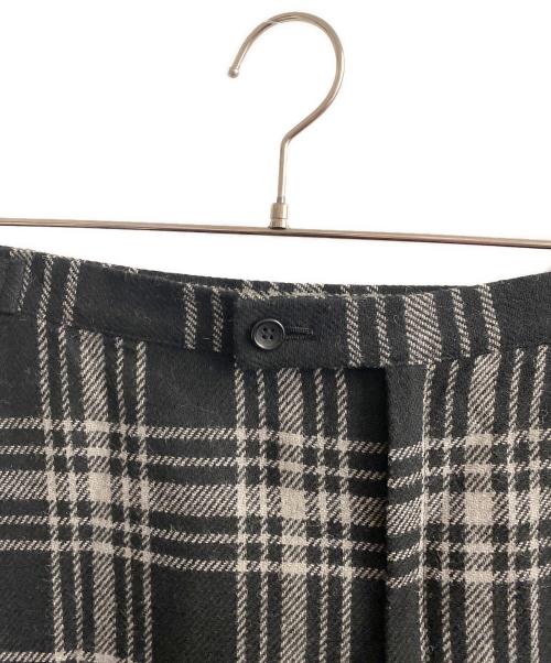 Yohji Yamamoto collections（ヨウジヤマモトコレクションズ）Yohji Yamamoto collections (ヨウジヤマモトコレクションズ) PLAID SERGE BACKSIDE SLIT SKIRT ブラック×ホワイト サイズ:1の古着・服飾アイテム