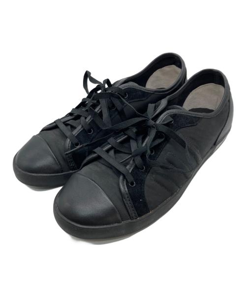 Y-3（ワイスリー）Y-3 (ワイスリー) ローカットスニーカー ブラック サイズ:SIZE 23.5cmの古着・服飾アイテム