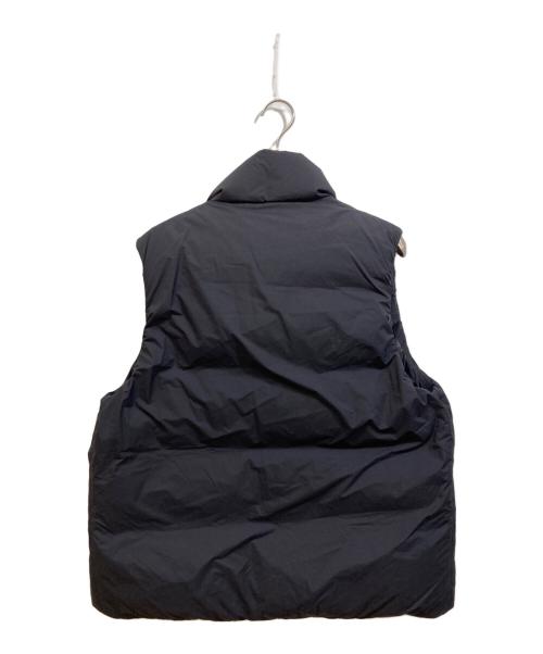 BEAUTY&YOUTH（ビューティーアンドユース）BEAUTY&YOUTH (ビューティーアンドユース) 小松マテーレ スタンドカラー ダウンベスト ―700FP 撥水機能 ダークネイビー サイズ:SIZE Lの古着・服飾アイテム
