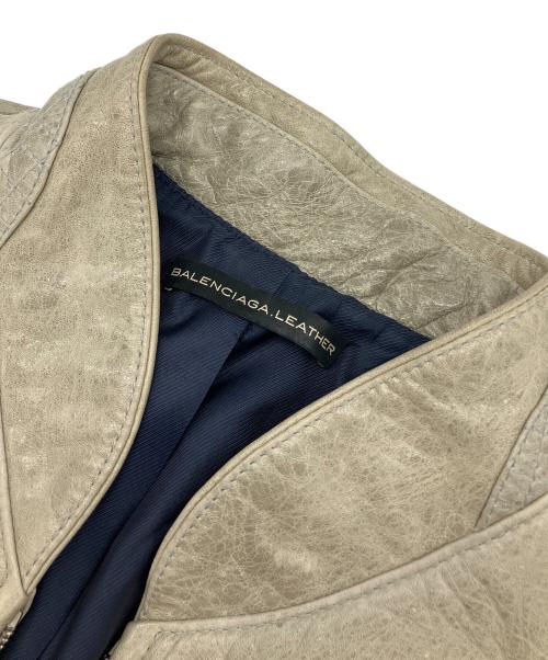 BALENCIAGA（バレンシアガ）BALENCIAGA (バレンシアガ) ゴートレザージャケット ライトグレー サイズ:38の古着・服飾アイテム