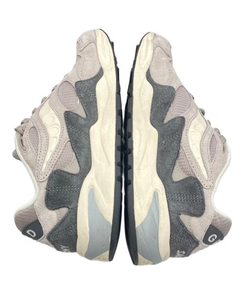 SAUCONY（サッカニー）SAUCONY (サッカニー) Grid Shadow 2 Essential sneakers ライトグレー サイズ:27cmの古着・服飾アイテム