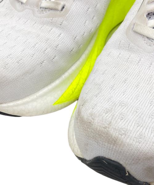 SAUCONY（サッカニー）SAUCONY (サッカニー) TRIUMPH 22 ホワイト サイズ:27cmの古着・服飾アイテム