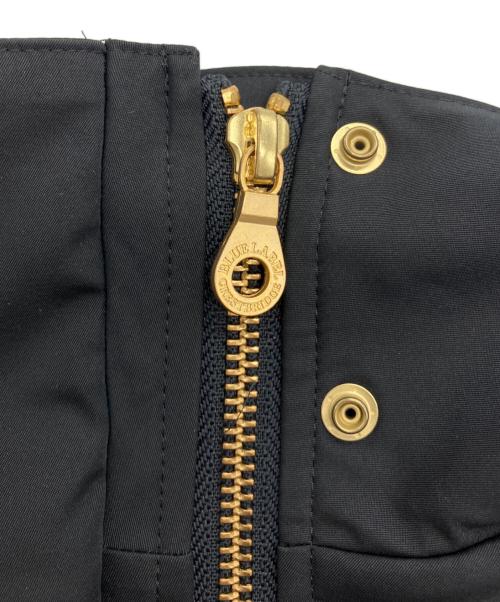 BLUE LABEL CRESTBRIDGE（ブルーレーベルクレストブリッジ）BLUE LABEL CRESTBRIDGE (ブルーレーベルクレストブリッジ) ハイマルチマットタフタマウンテンパーカー ネイビー サイズ:38の古着・服飾アイテム
