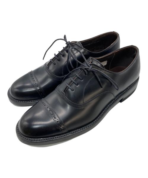 REGAL（リーガル）REGAL (リーガル) パンチドキャップトゥレザーシューズ ブラック サイズ:SIZE 26.5cmの古着・服飾アイテム
