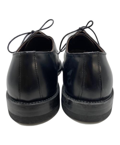 REGAL（リーガル）REGAL (リーガル) パンチドキャップトゥレザーシューズ ブラック サイズ:SIZE 26.5cmの古着・服飾アイテム