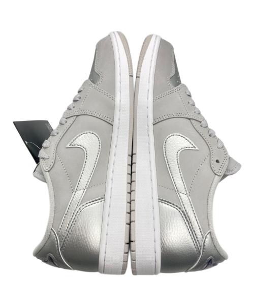 NIKE（ナイキ）NIKE (ナイキ) スニーカー シルバー サイズ:29cm 未使用品の古着・服飾アイテム