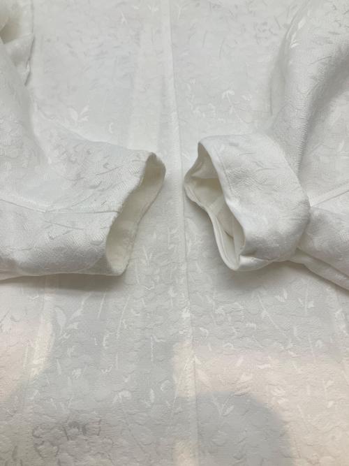 OHGA（オオガ）OHGA (オオガ) スズランジャガードブラウス ホワイト サイズ:Ｆの古着・服飾アイテム