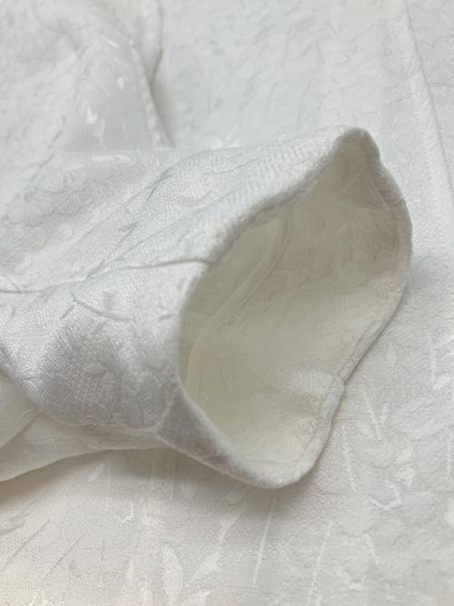 OHGA（オオガ）OHGA (オオガ) スズランジャガードブラウス ホワイト サイズ:Ｆの古着・服飾アイテム