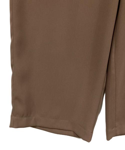 Audrey and John Wad（オードリーアンドジョンワッド）Audrey and John Wad (オードリーアンドジョンワッド) スウィッチングウエストイージーパンツ ブラウン サイズ:Mサイズ 未使用品の古着・服飾アイテム