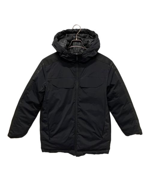 FENDI（フェンディ）FENDI (フェンディ) ズッカ柄リバーシブルダウンジャケット ブラック サイズ:38の古着・服飾アイテム