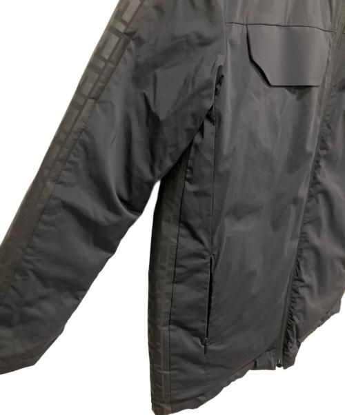 FENDI（フェンディ）FENDI (フェンディ) ズッカ柄リバーシブルダウンジャケット ブラック サイズ:38の古着・服飾アイテム