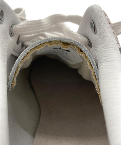 HYKE（ハイク）HYKE (ハイク) adidas (アディダス) HAILLET HI ホワイト×グレー サイズ:JP235 未使用品の古着・服飾アイテム