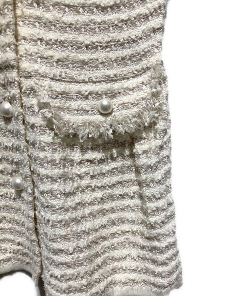 Rene（ルネ）Rene (ルネ) パールボタンツイードニットジレ アイボリー サイズ:34の古着・服飾アイテム