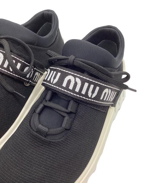 MIU MIU（ミュウミュウ）MIU MIU (ミュウミュウ) ストレッチネオプレーンファブリックスニーカー ブラック サイズ:37の古着・服飾アイテム