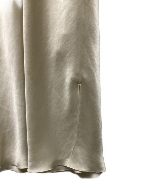 IENA（イエナ）IENA (イエナ) ダブルサテンスカート アイボリー サイズ:36の古着・服飾アイテム